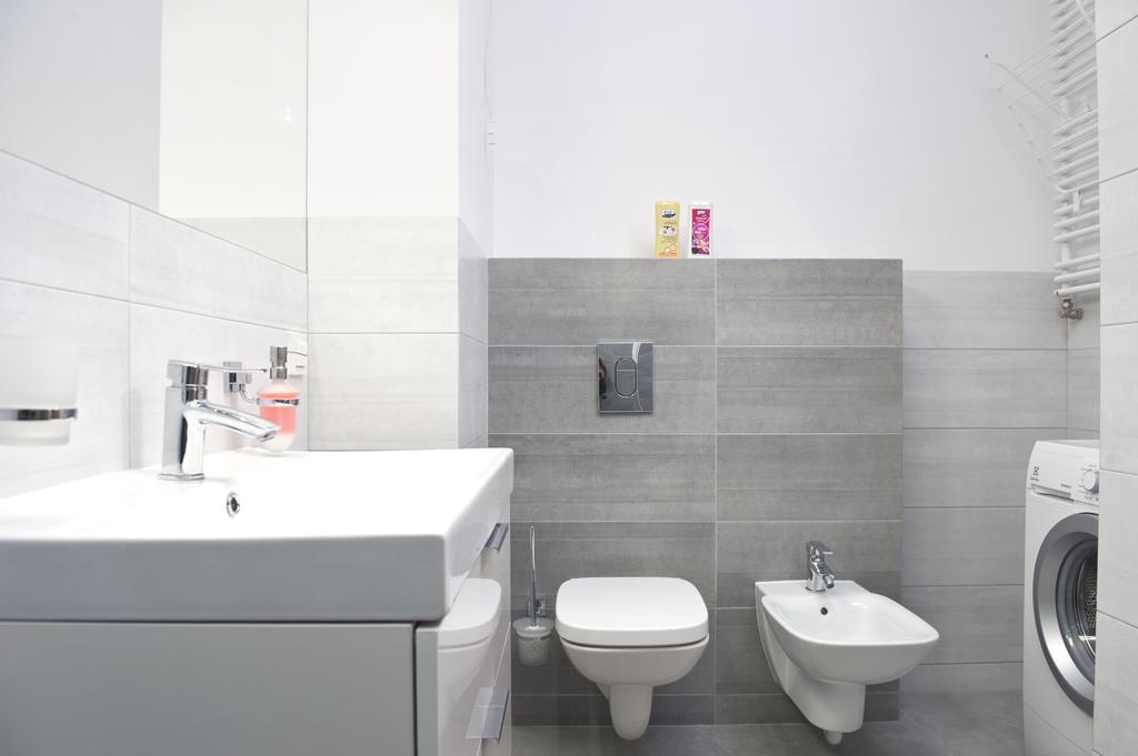 Goodnight Warsaw Apartments Dzielna 72 المظهر الخارجي الصورة