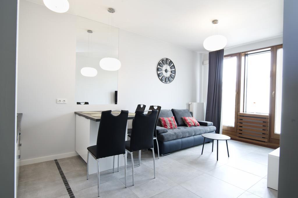 Goodnight Warsaw Apartments Dzielna 72 المظهر الخارجي الصورة