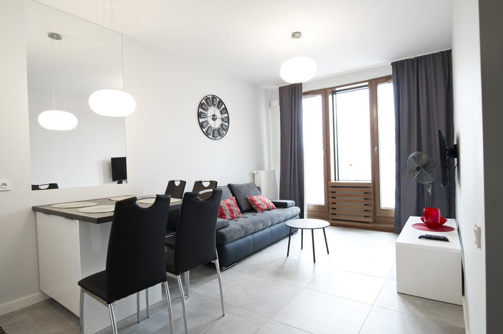 Goodnight Warsaw Apartments Dzielna 72 المظهر الخارجي الصورة