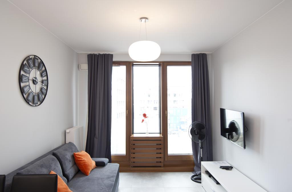Goodnight Warsaw Apartments Dzielna 72 المظهر الخارجي الصورة